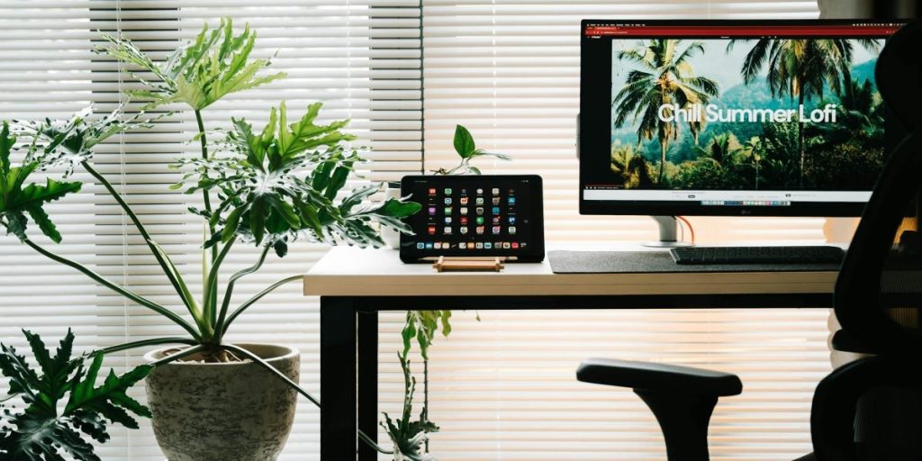 Rebuild Your Concentration with a Book Tracker