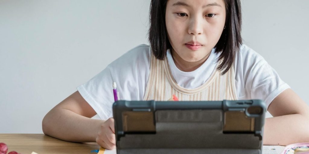 8 Free Flashcard Apps That Boost Concentration and Retention